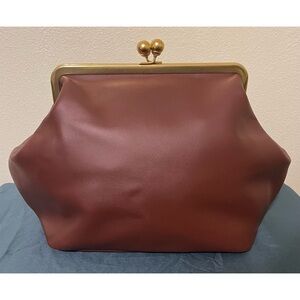 Viral Oversized Kisslock Maple Frame Purse!